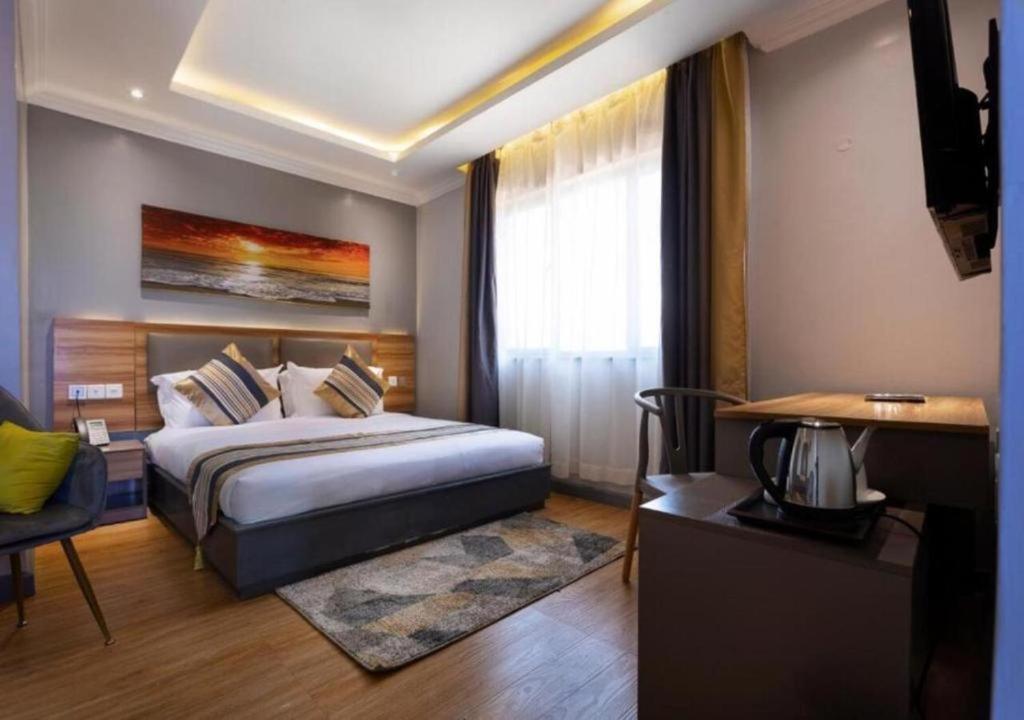 Raha Hotel & Suites ナイロビ エクステリア 写真